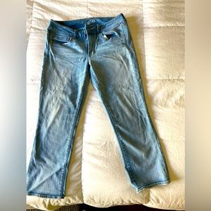 AEO Women’s Artist Crop jean